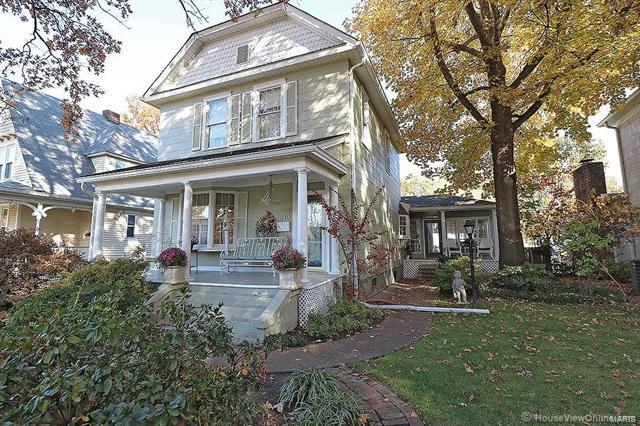 Property Photo: 210 Taylor Avenue 63019
