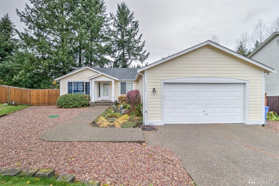 Property Photo:  4208 Juniper Ct SE  WA 98503 