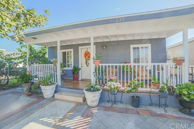 Property Photo:  225 N Laurel Street  CA 92703 