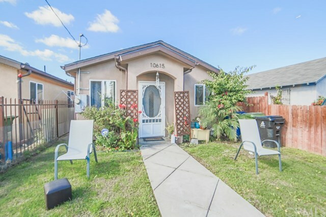 Property Photo:  10615 Anzac Avenue  CA 90002 