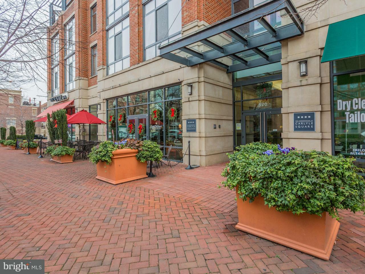 Property Photo: 520 John Carlyle Street 322 VA 22314