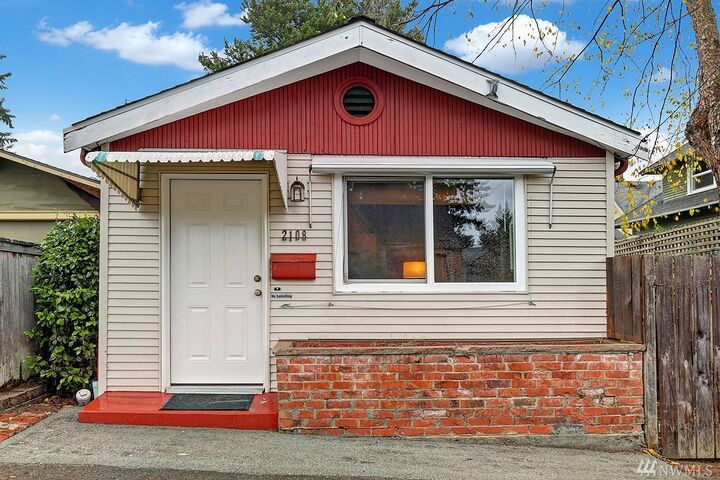 2108 NW 73rd St  Seattle WA 98117 photo