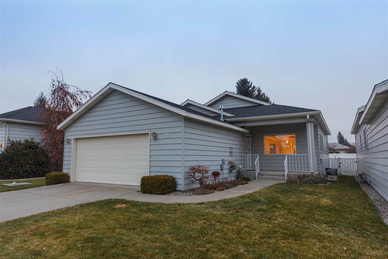 Property Photo: 220 N Moffitt Ln WA 99206