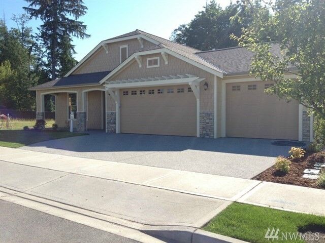 Property Photo:  1201 Chestnut Ct  WA 98274 