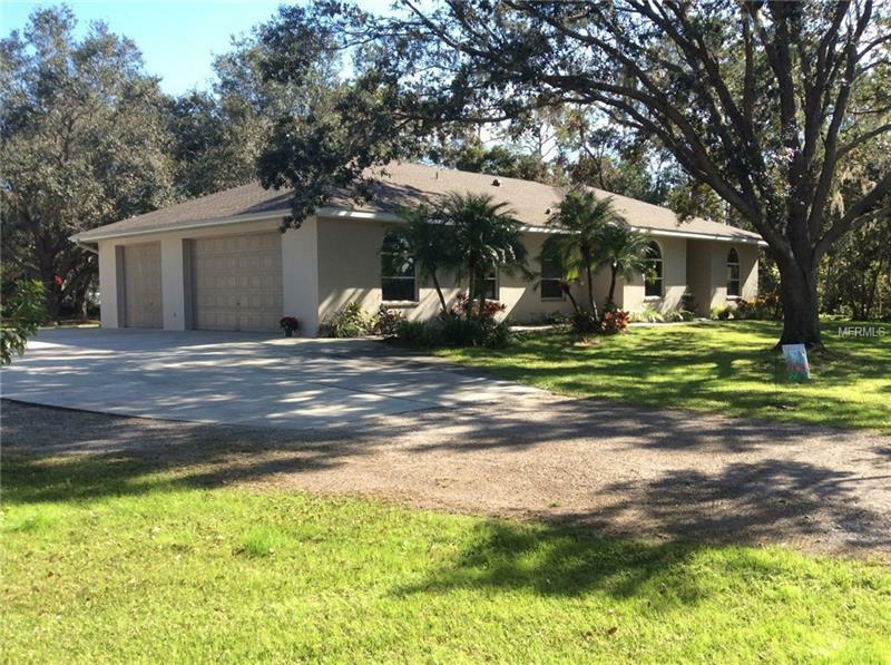 Property Photo: 6830 Red Fox Run FL 33813