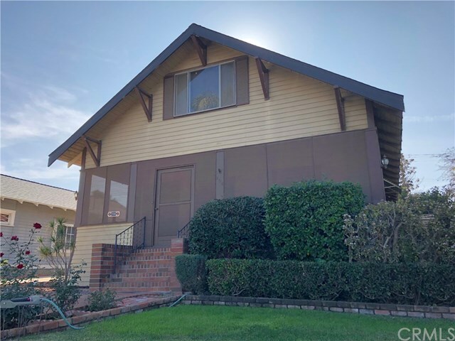Property Photo: 208 E Olive Street E CA 92879
