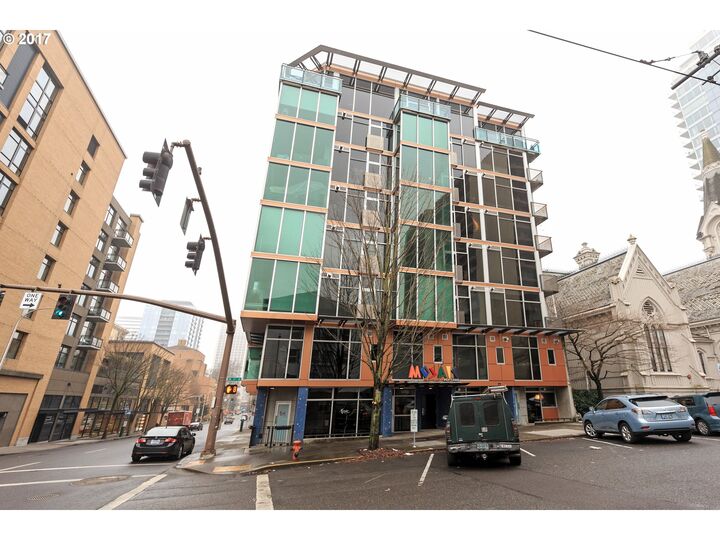 1410 SW 11th Ave 603  Portland OR 97201 photo