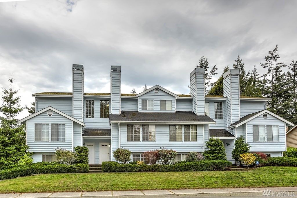 Property Photo: 1121 SW Barrington Dr 2 WA 98277