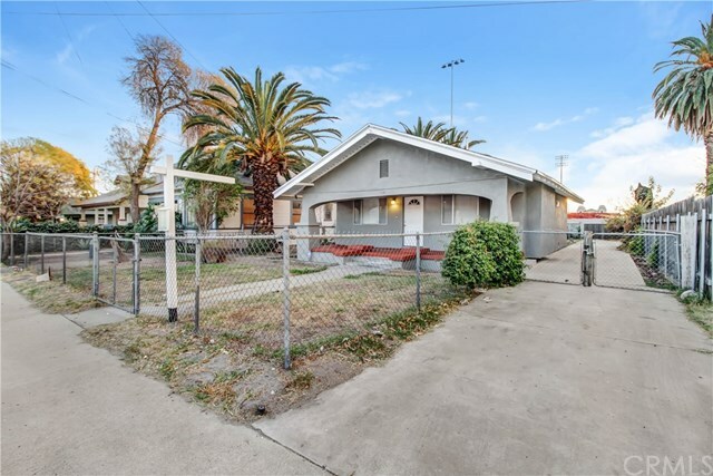 Property Photo:  1141 W 5th Street  CA 92411 