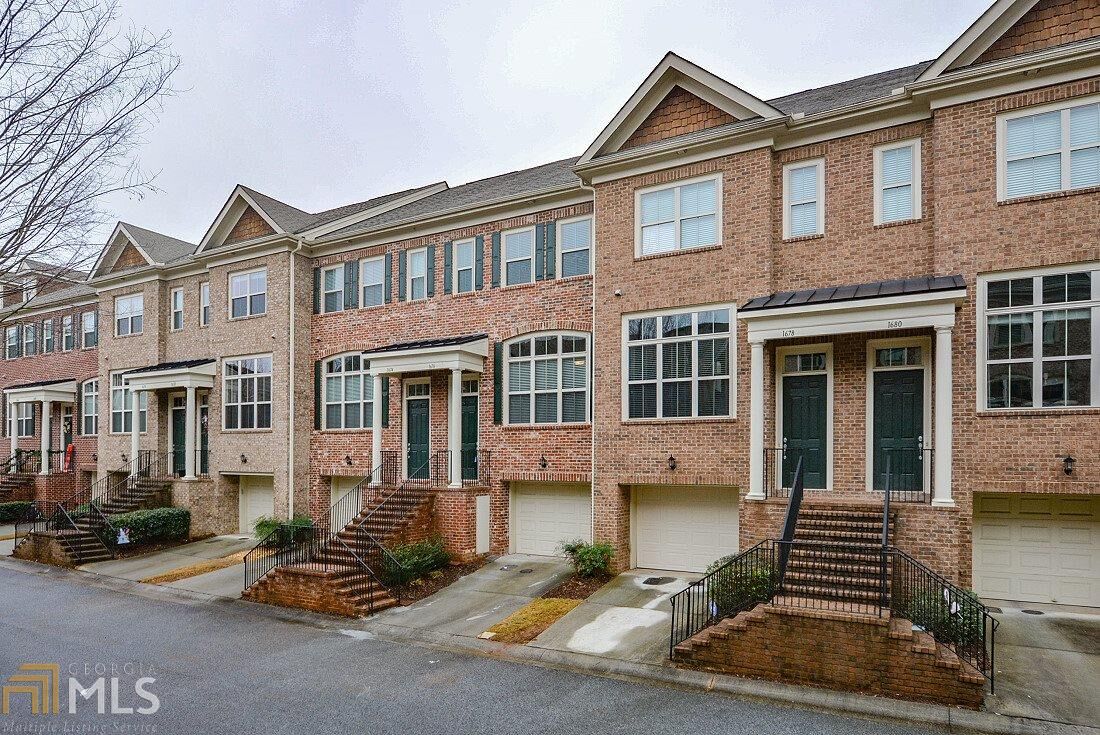Property Photo: 1676 Mosaic Way GA 30080