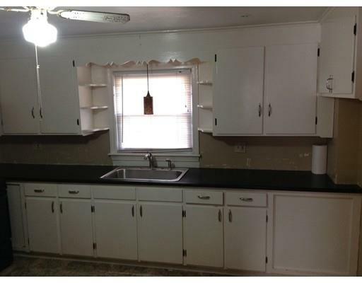 Property Photo: 32 Oakhurst St MA 01104