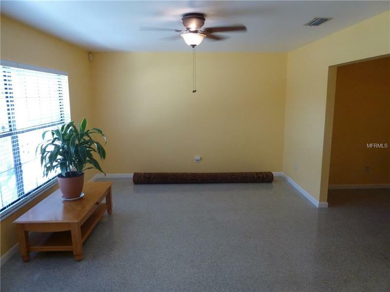 Property Photo:  2347 Fern Place  FL 33604 