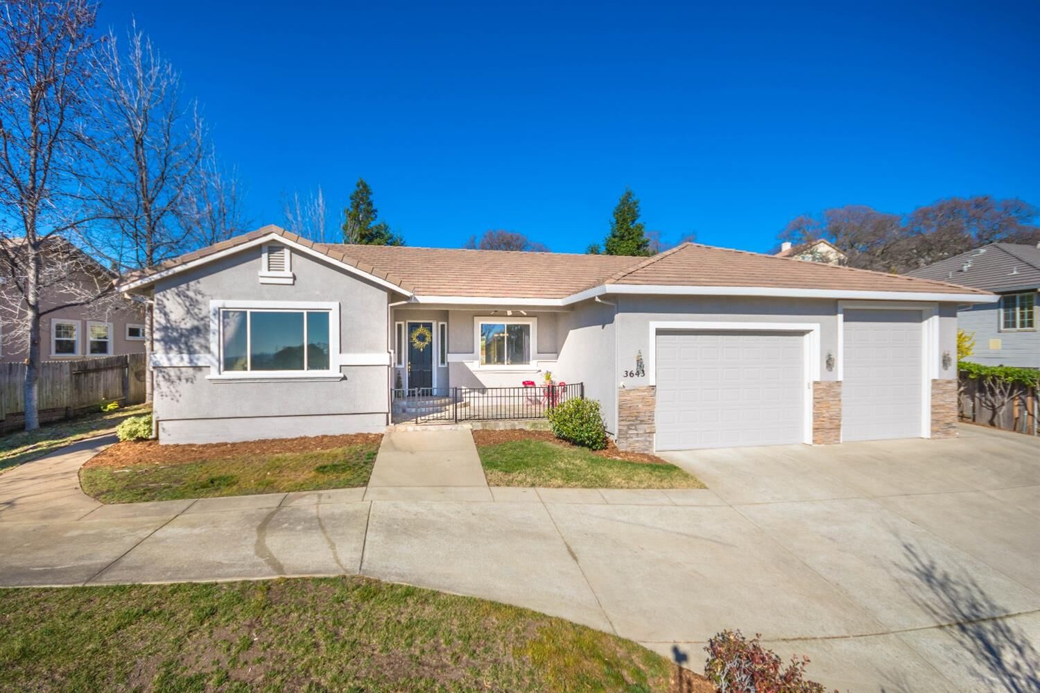 Property Photo: 3643 Park Drive CA 95762