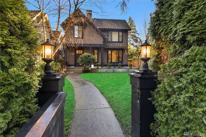 1526 37th Ave E  Seattle WA 98112 photo