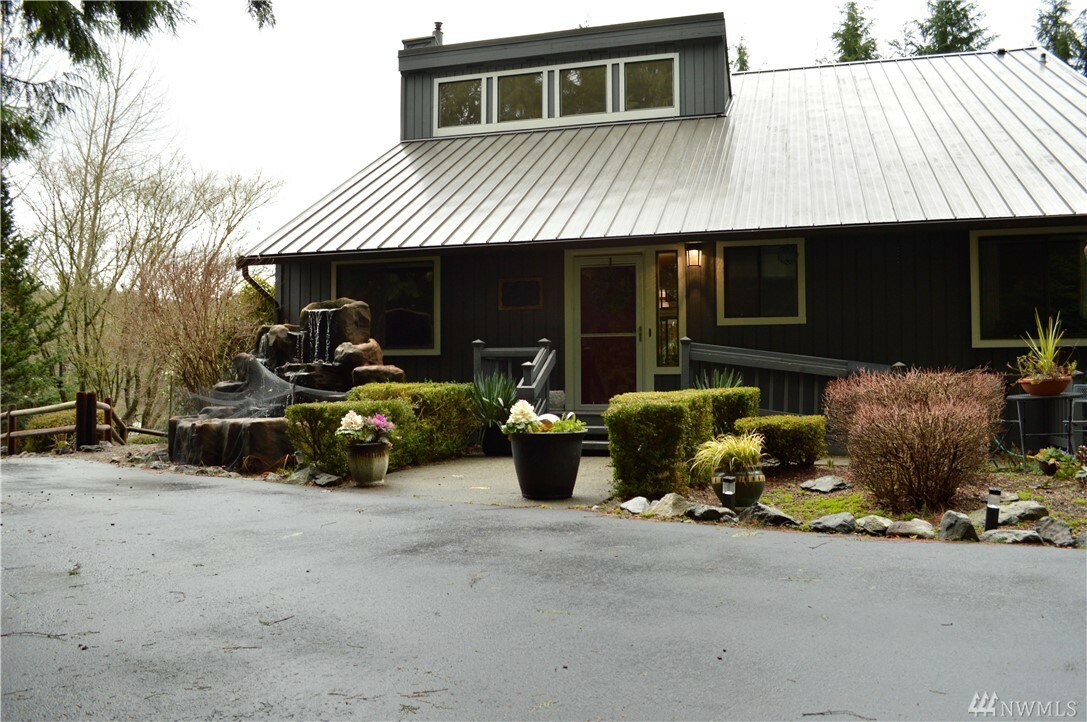 Property Photo:  13410 261st Dr SE  WA 98272 