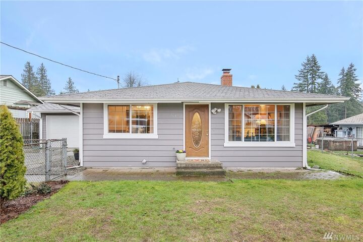 Property Photo: 1030 118th Place SE WA 98208