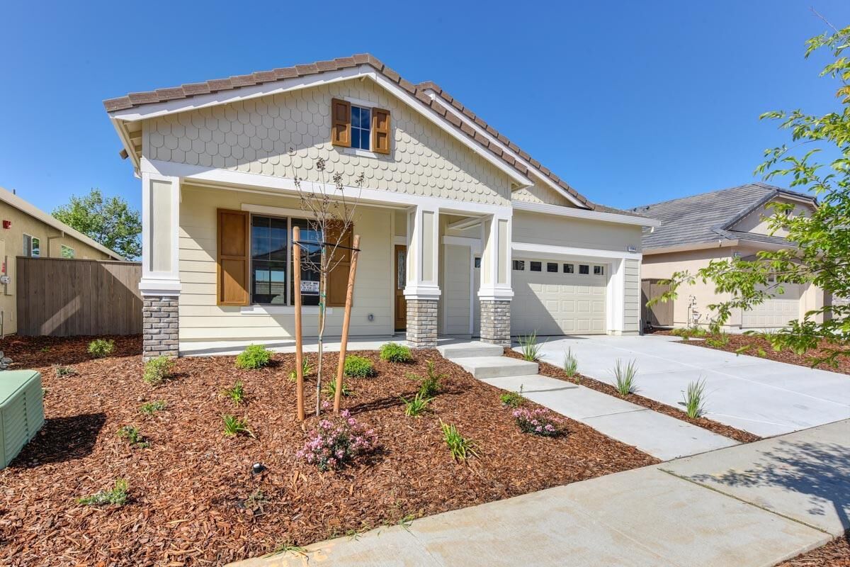 Property Photo: 1946 Newark Way CA 95648