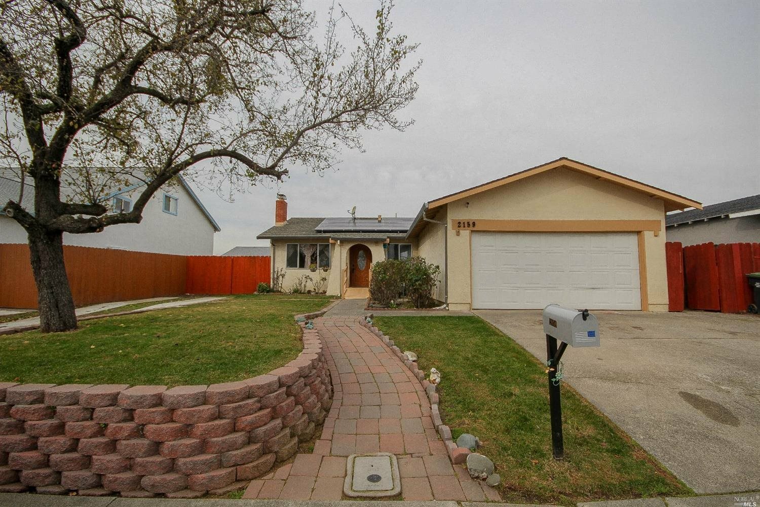 Property Photo:  2159 Kingfisher Way  CA 94533 