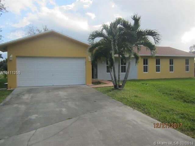Property Photo:  4900 SW 166th Ave  FL 33331 