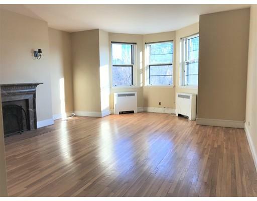 Property Photo: 239 Commonwealth Ave 51 MA 02116