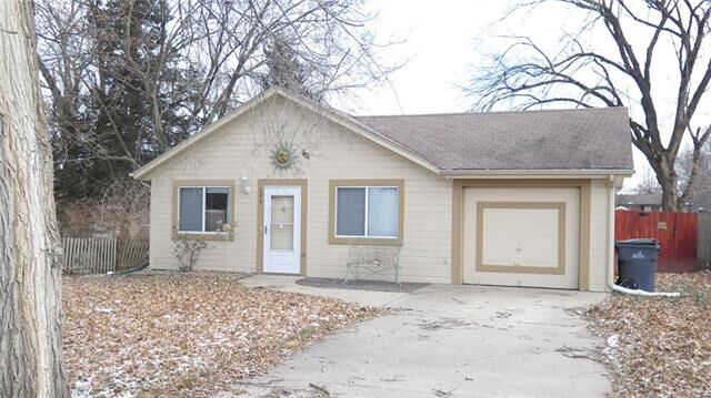 Property Photo: 680 N Pine Street KS 66061