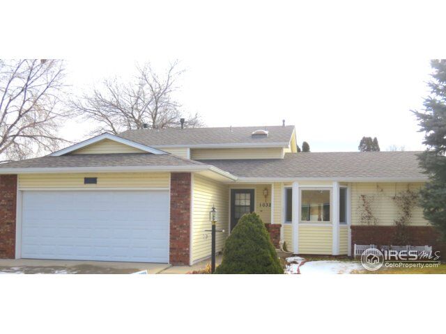 Property Photo:  1032 N Redbud Dr  CO 80538 