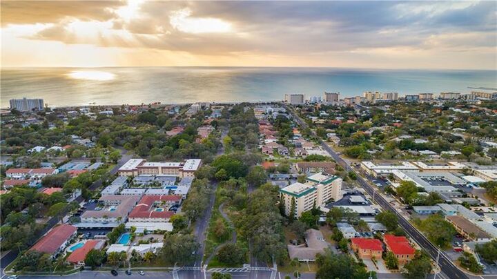 Property Photo:  501 Barcelona Avenue  FL 34285 