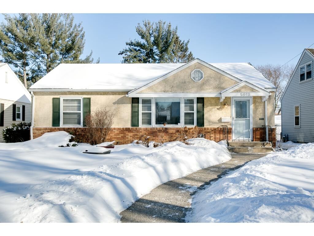 Property Photo: 5613 Thomas Avenue S MN 55410