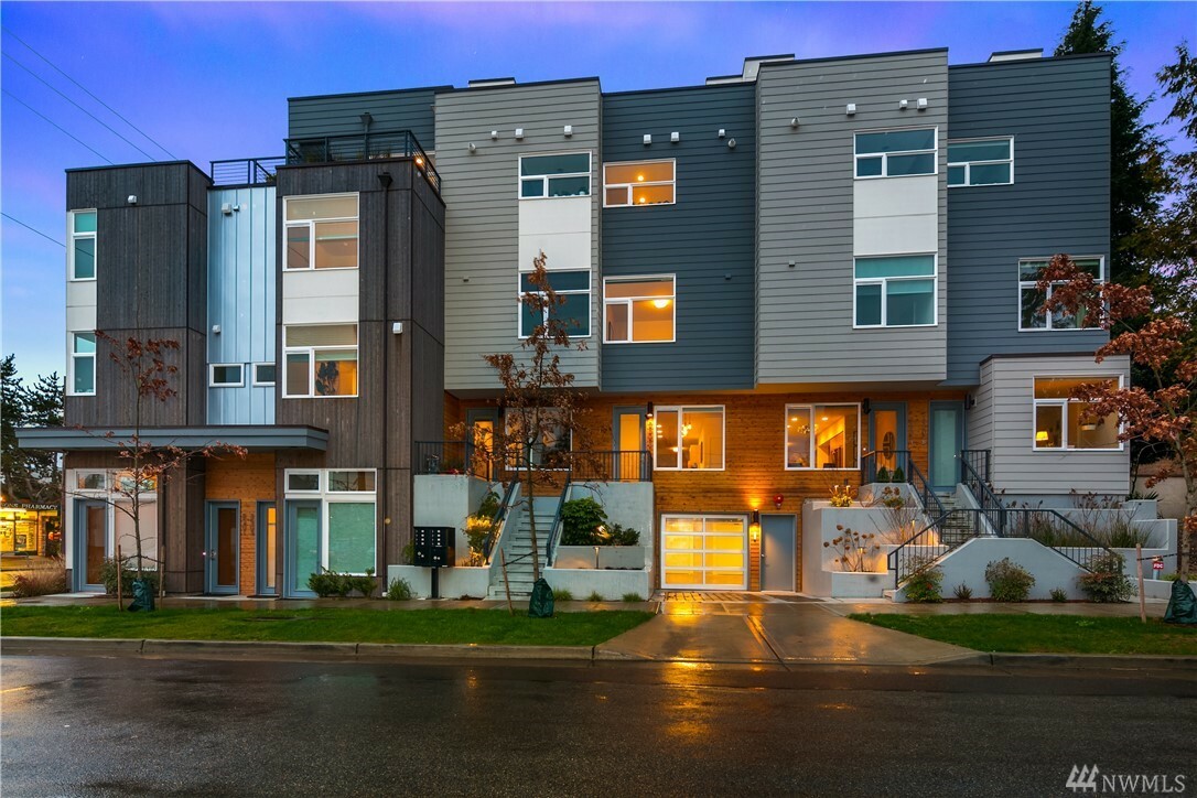 Property Photo: 8505 B 14th Ave NW WA 98117