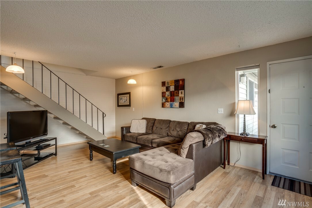 Property Photo: 100 Simon St 38 WA 98802