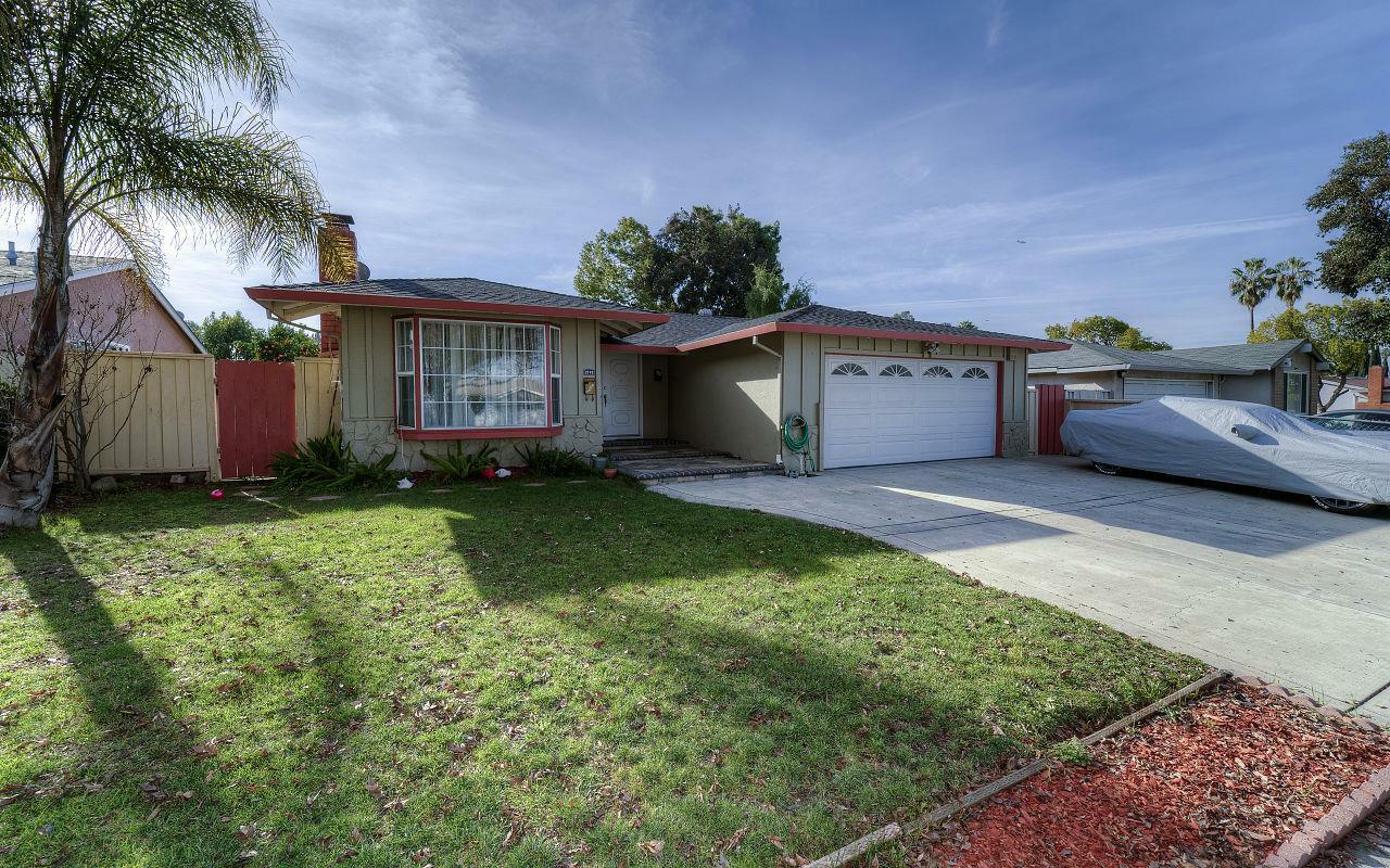 Property Photo:  2742 Castleton Drive  CA 95148 