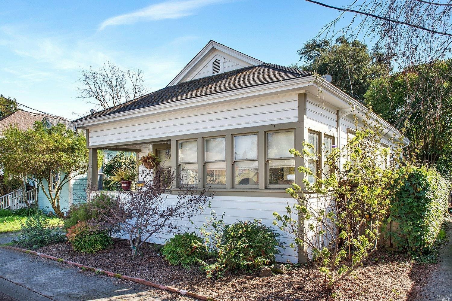 Property Photo:  636 Charles Street  CA 95404 