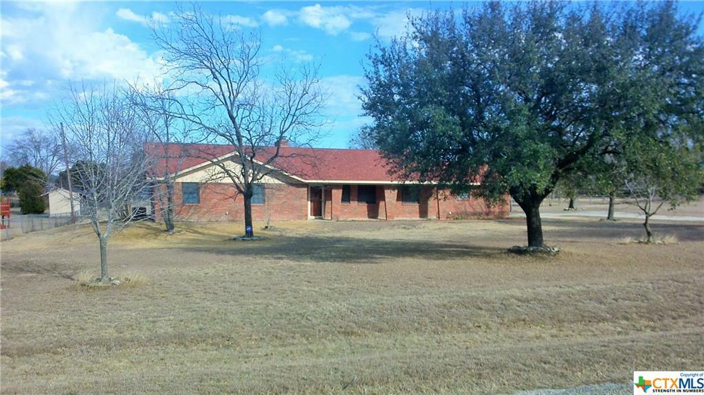Property Photo: 260 Mighty Oak Lane TX 76542