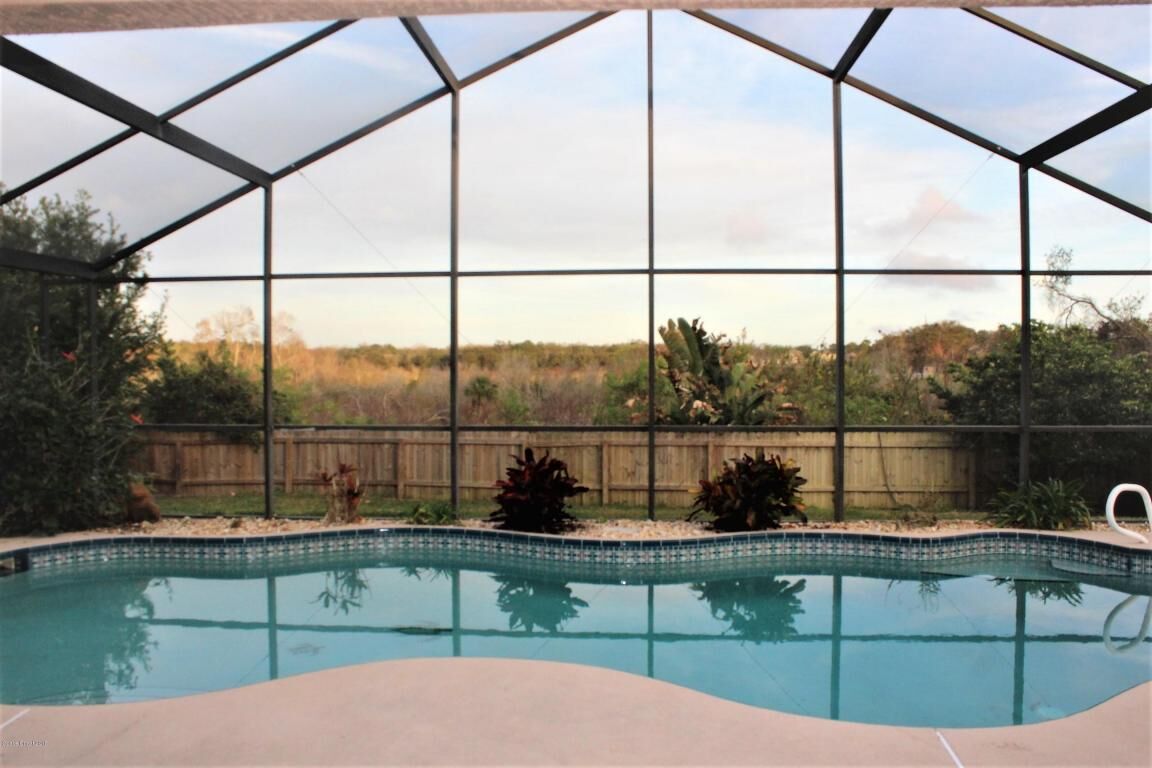 Property Photo: 5584 River Oaks Drive FL 32780