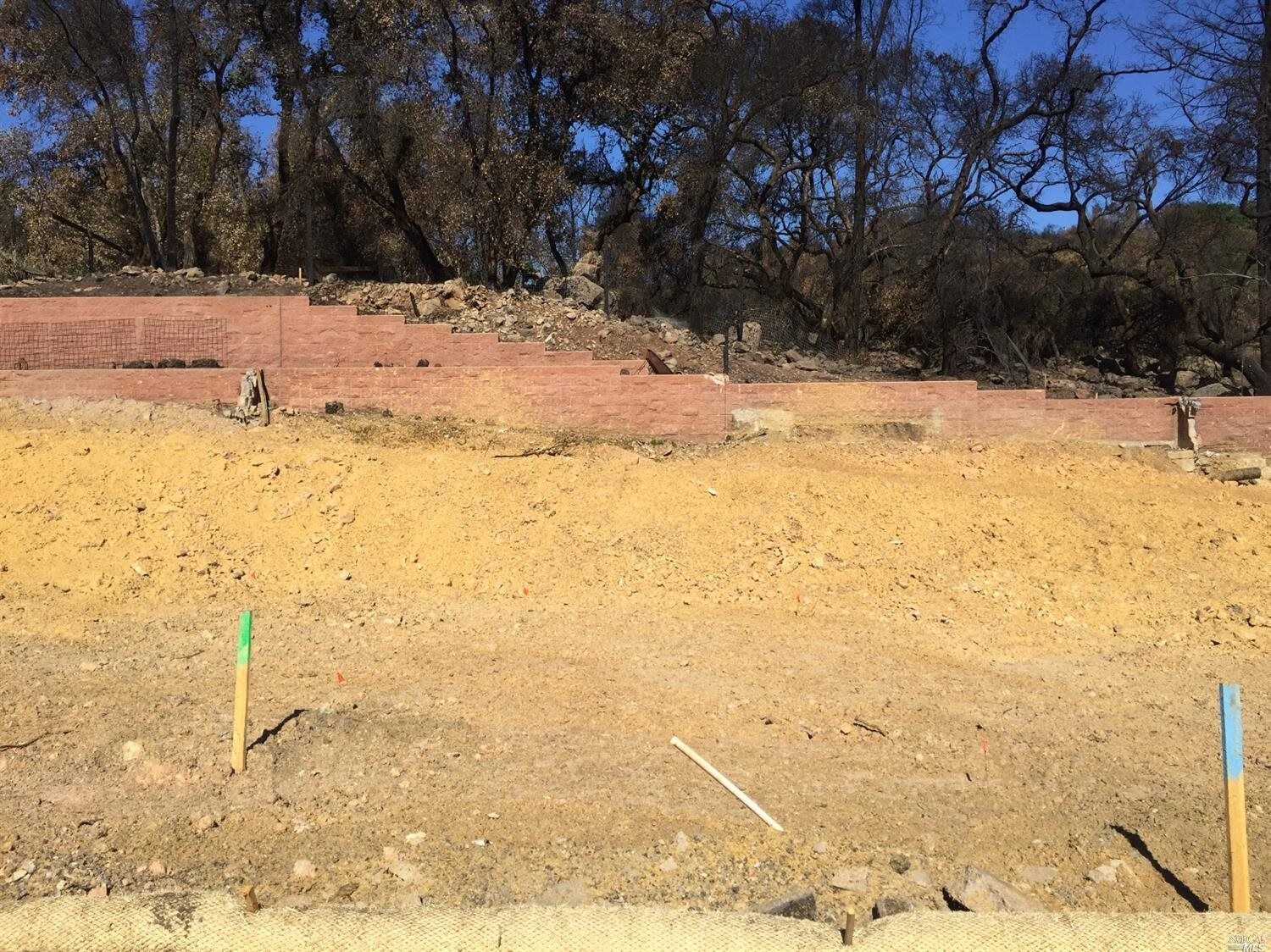 Property Photo:  2053 Stagecoach Road  CA 95404 