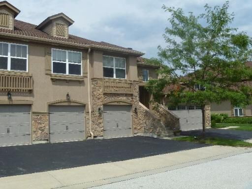 Property Photo:  1952 Crenshaw Circle 0  IL 60061 