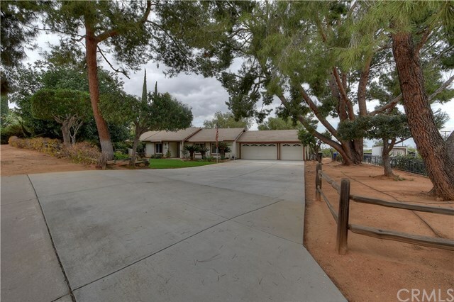 Property Photo: 9319 Equestrian Drive CA 92503
