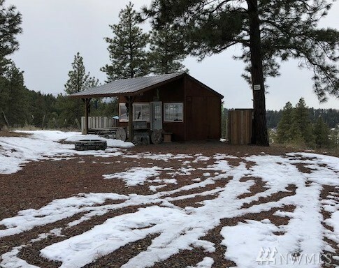 Property Photo:  Xxx Hwy 97  WA 98922 