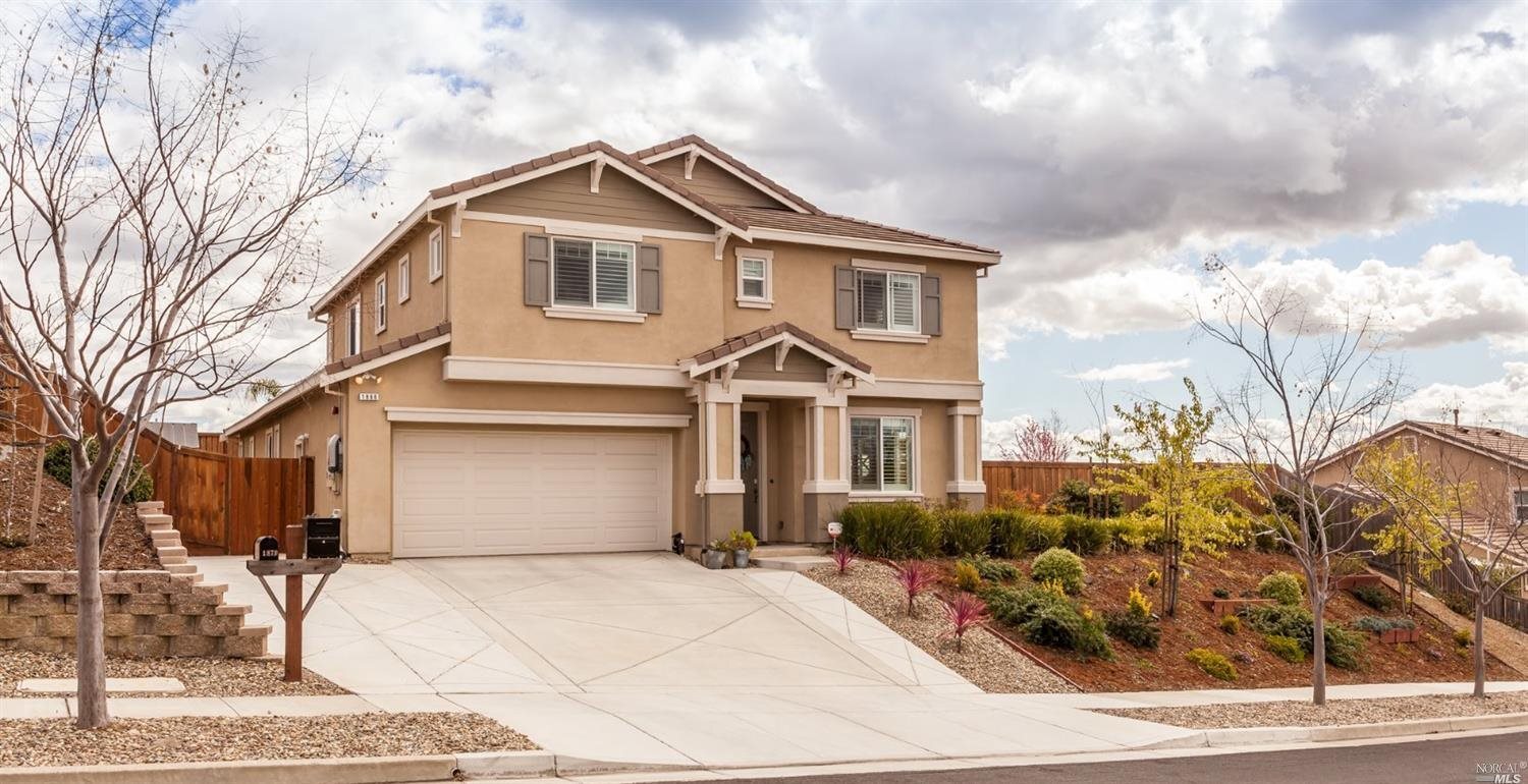 Property Photo: 1866 Beacon Falls Way CA 94533