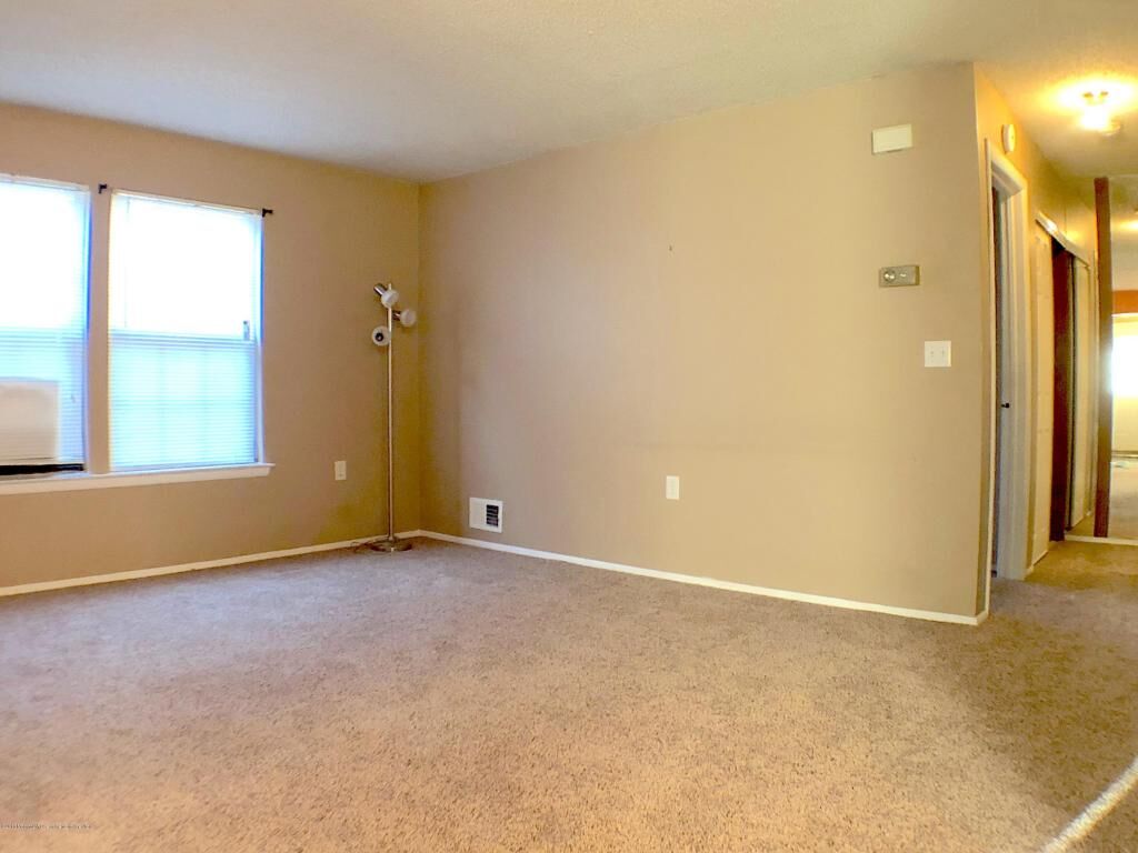 Property Photo:  1002 Morning Glory Court  NJ 08527 