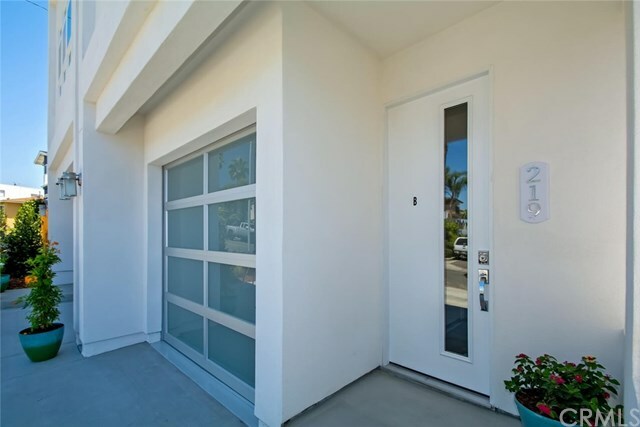 Property Photo:  219 Avenida De La Grulla B  CA 92672 