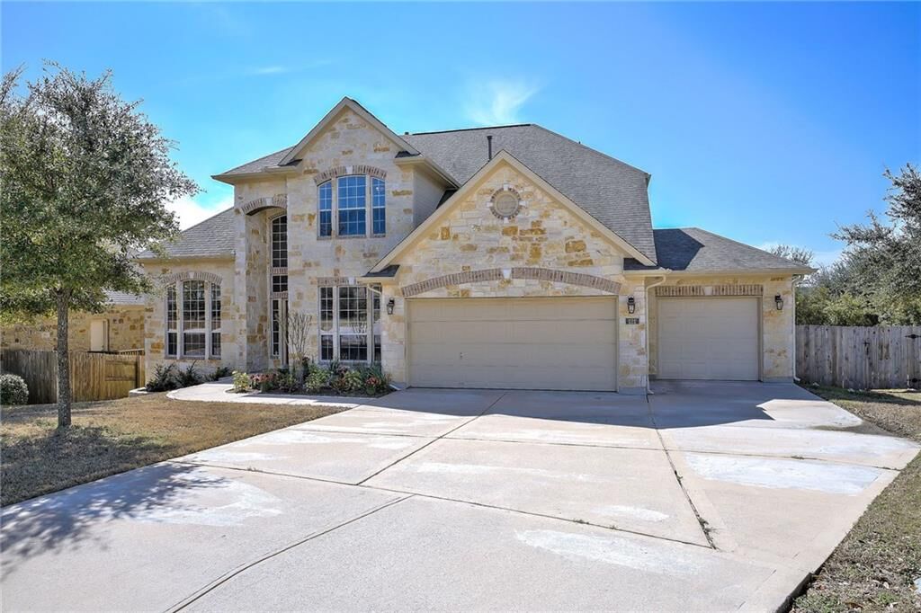Property Photo:  121 Chancery Court  TX 78737 