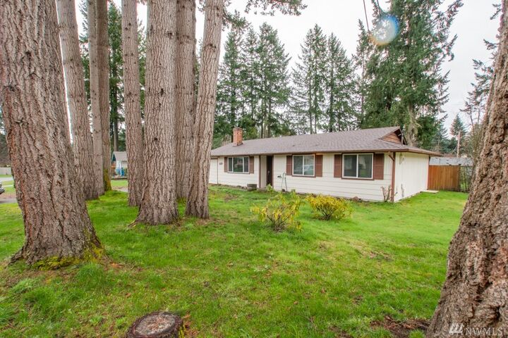 Property Photo:  8339 Daycrest Dr SE  WA 98513 
