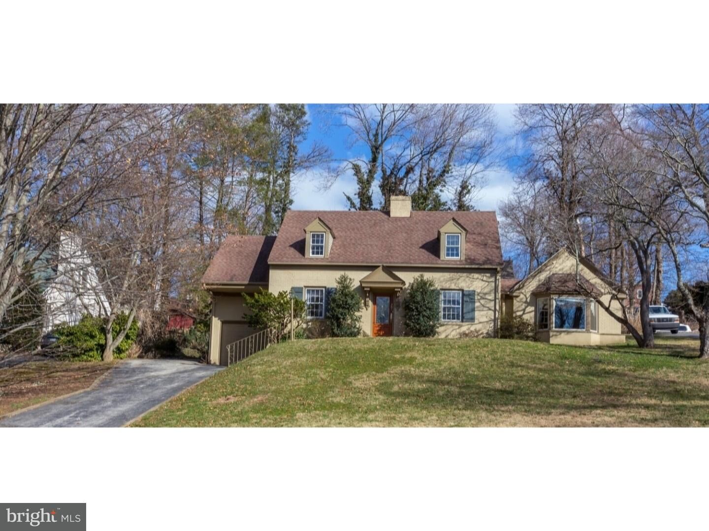 Property Photo: 201 West Street PA 19063