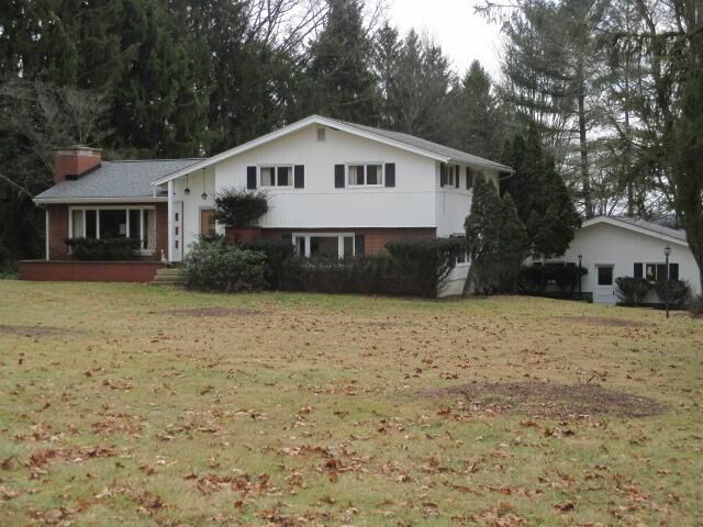 Property Photo:  1400 Gambier Road  OH 43050 