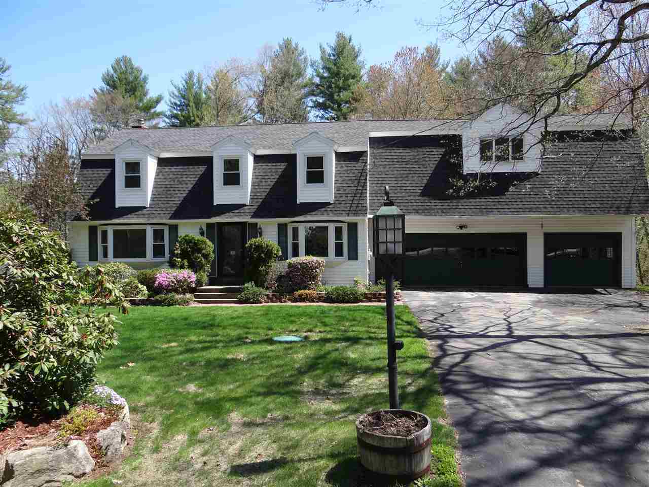 Property Photo:  31 Elk Drive  NH 03110 