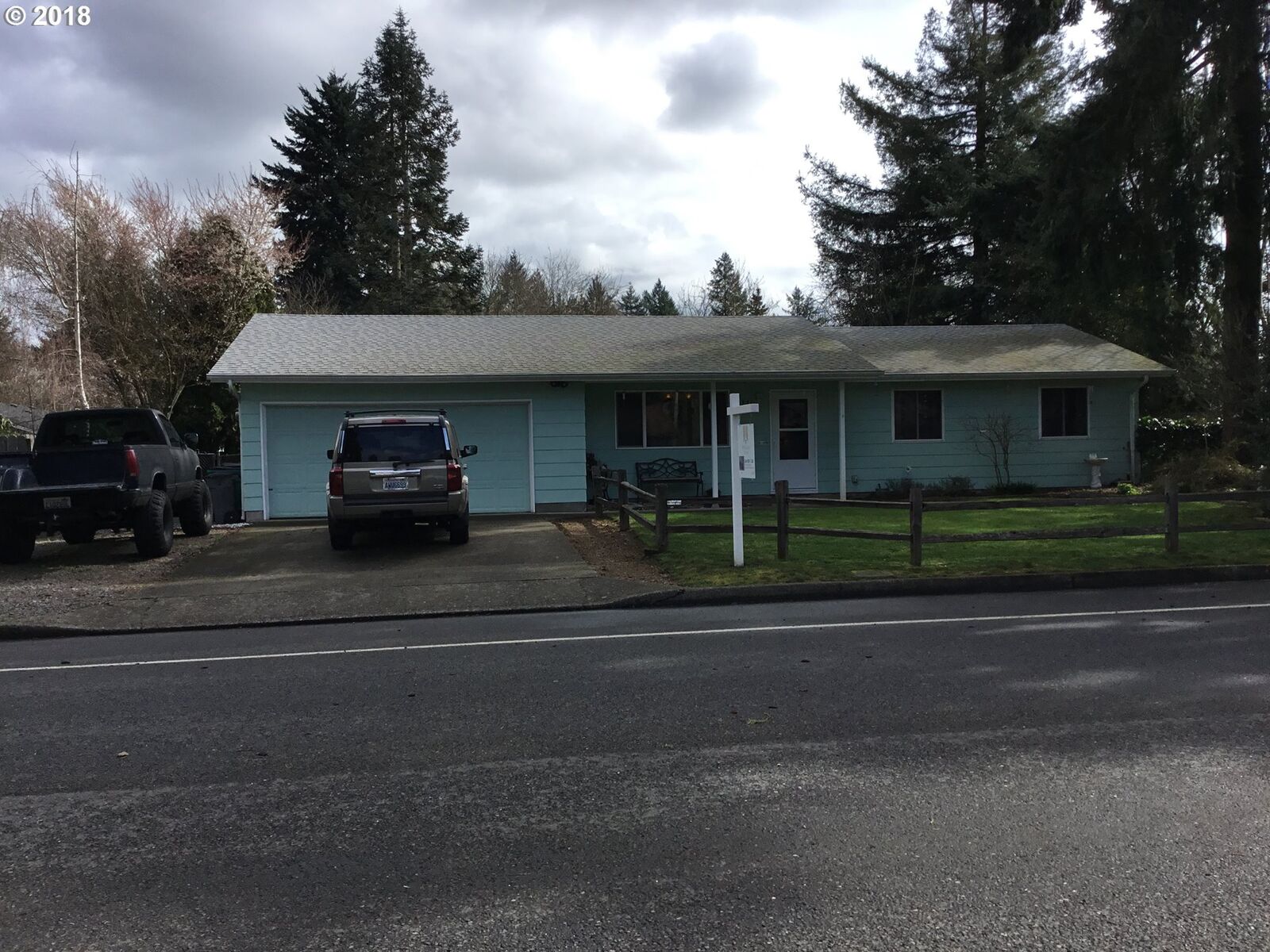 Property Photo:  521 NE 118th Ave  WA 98684 