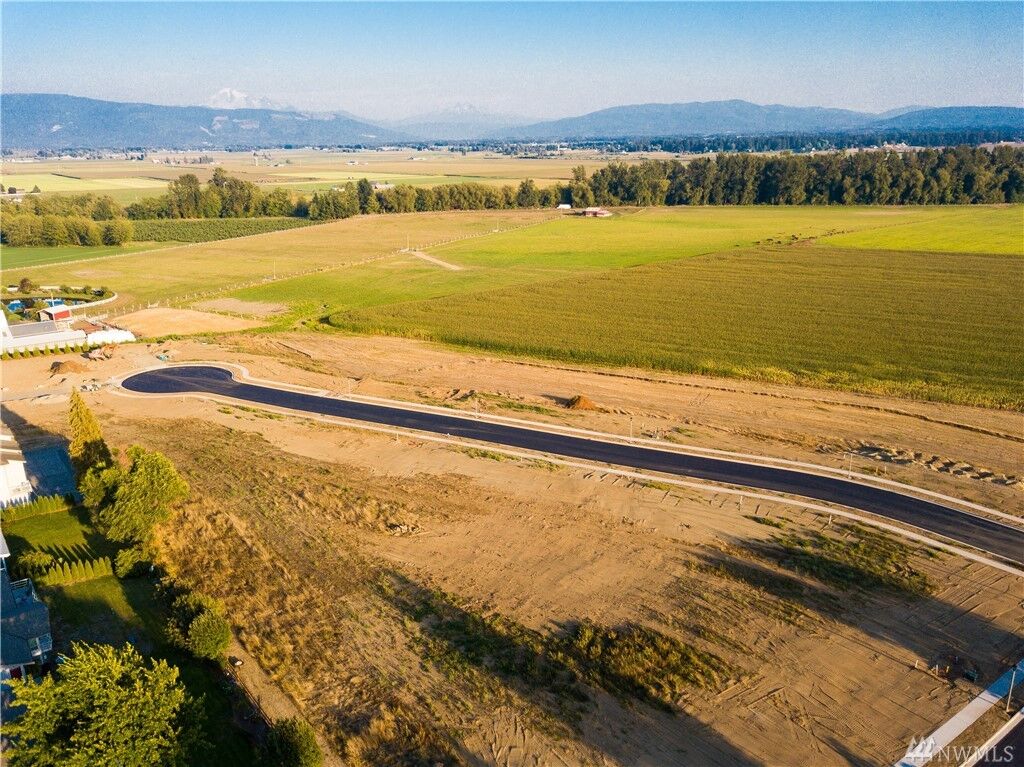 Property Photo: 1610 Farmview Terr WA 98264