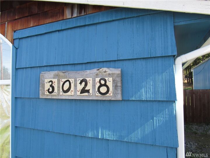 Property Photo: 3028 Taylor Rd WA 98277