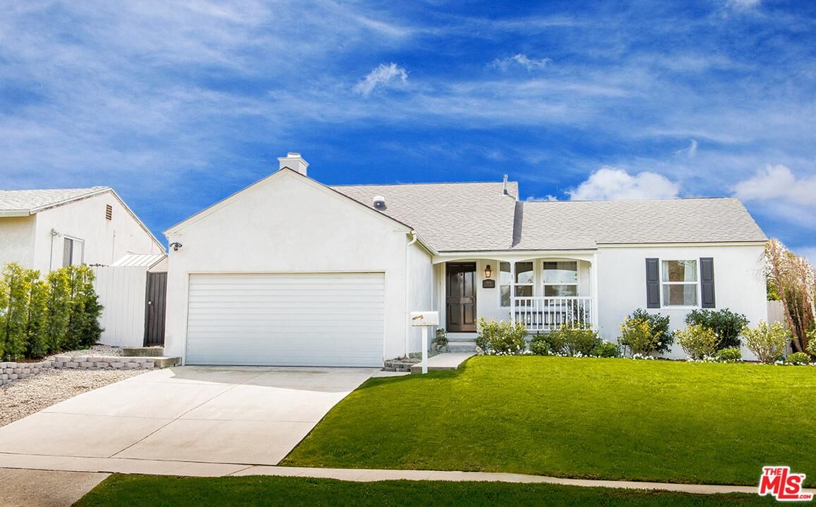 Property Photo: 5974 W 75th St CA 90045